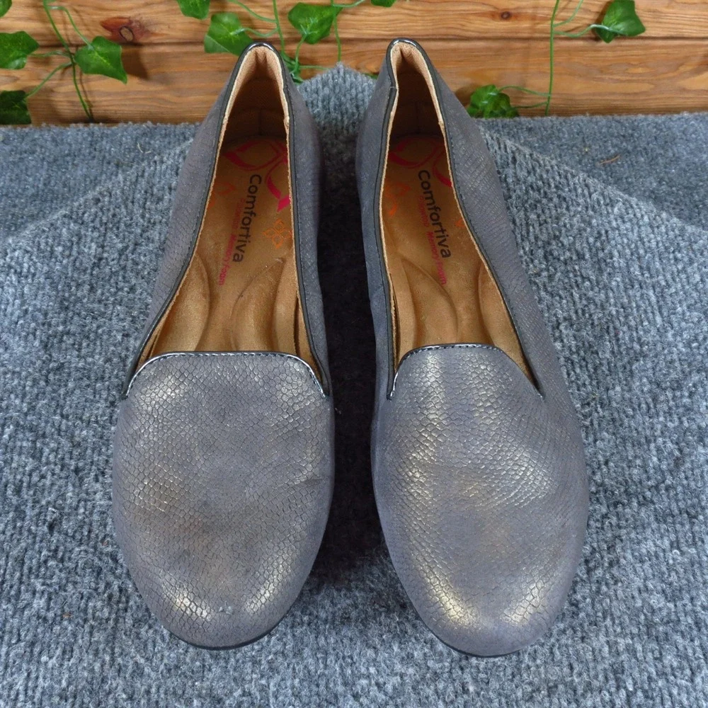 Comfortiva Corwin Womens Loafer Flat Sz 10M Casual Walking Gray Metallic Leather